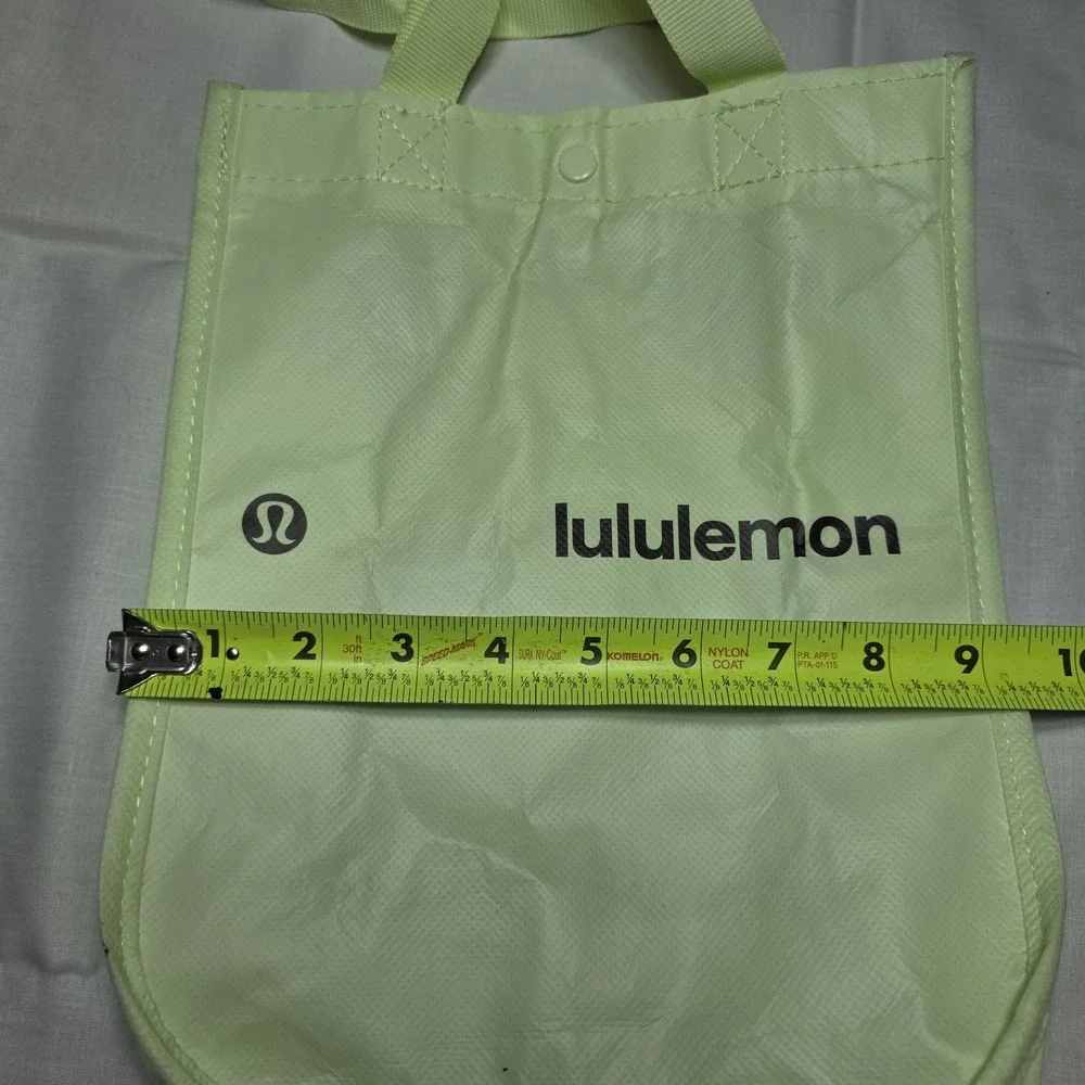 Lululemon Recycled Shopping Tote Reusable Bag ‎ lime green snap Small 12